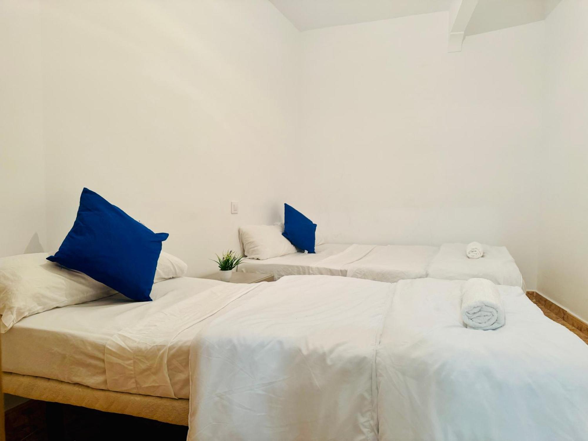 Pisos Baraja Gl Appartement Madrid Buitenkant foto